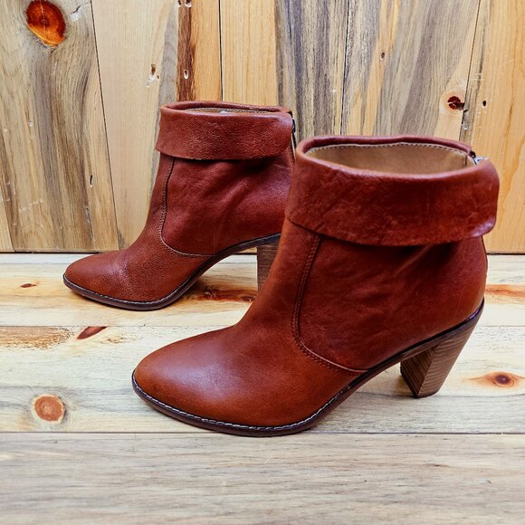 Lucky Brand Nycott Brown Leather Stacked Heel Ankle Booties Women's Size 9 - Picture 1 of 7
